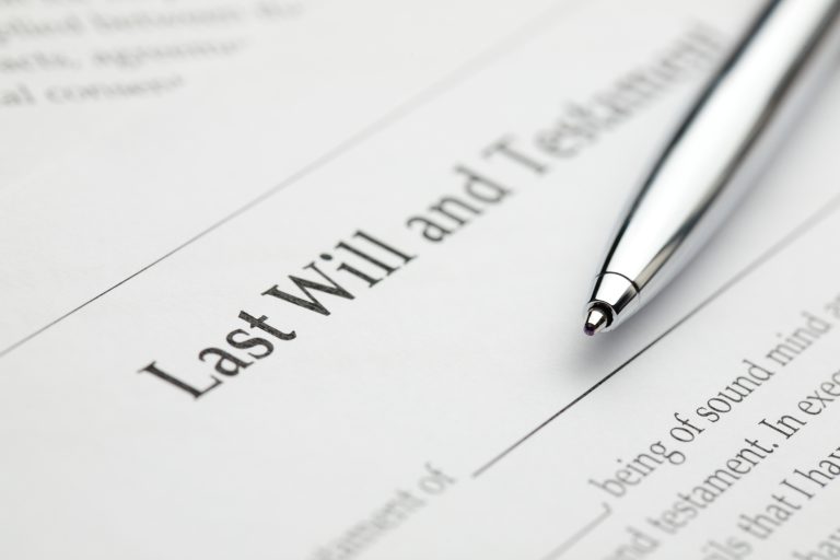 Lawyer advising on disputes involving an executor’s conduct in a deceased estate