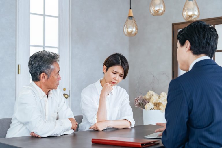 Legal support for online defamation and harmful publications