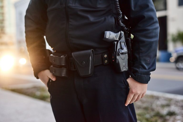 Understanding laws on resisting or obstructing police